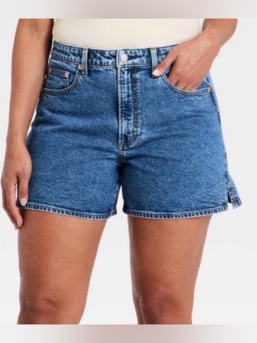 Universal Thread Women’s High Rise A-Line Denim Short 5”